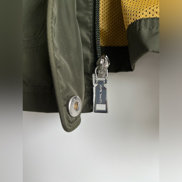 Vince Camuto rain jacket 👌👌❤️ - Picture 13 of 14